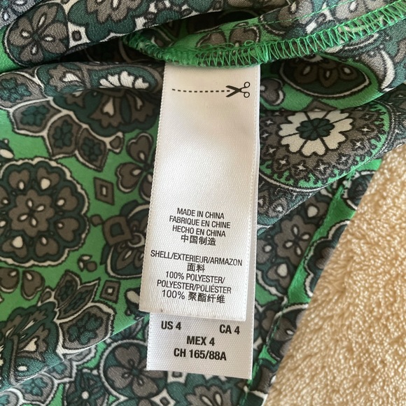 Juicy Couture Tie Front Floral Blouse - Size 4 - Picture 10 of 10